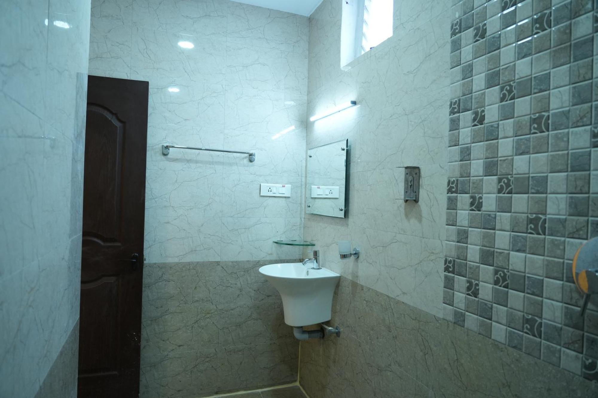 Sri Krishnan Residency Hotel Pollachi Luaran gambar